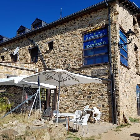 Albergue El Convento De Foncebadon Vandrarhem Exteriör bild